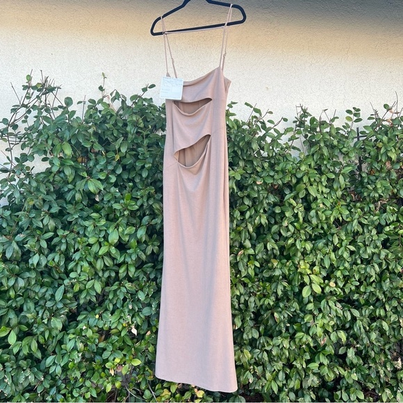 Camila Coelho Hayley Maxi Dress Rare Nude Beige Production Sample Size Small New - Picture 1 of 7